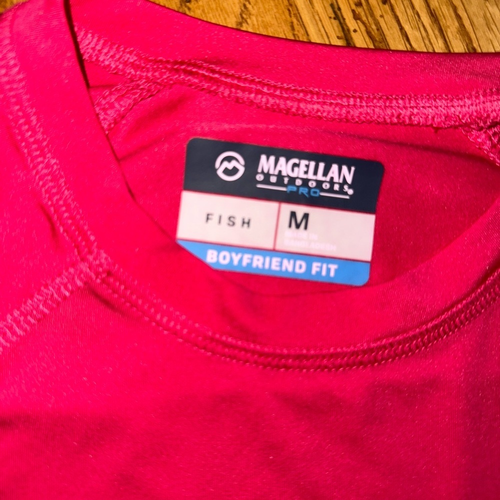 Magellan Boyfriend Fit Womems SPF Top SZ M - Picture 2 of 15